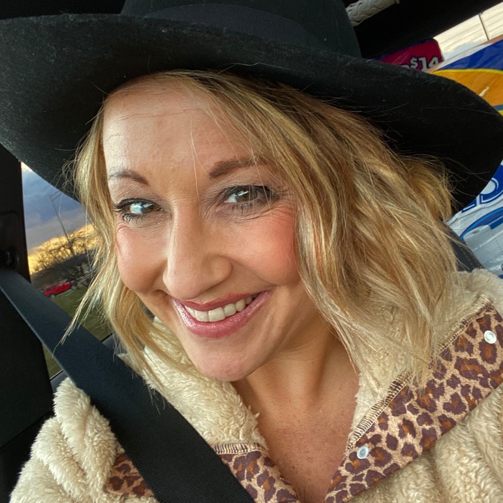 Meet your Posher, Kala